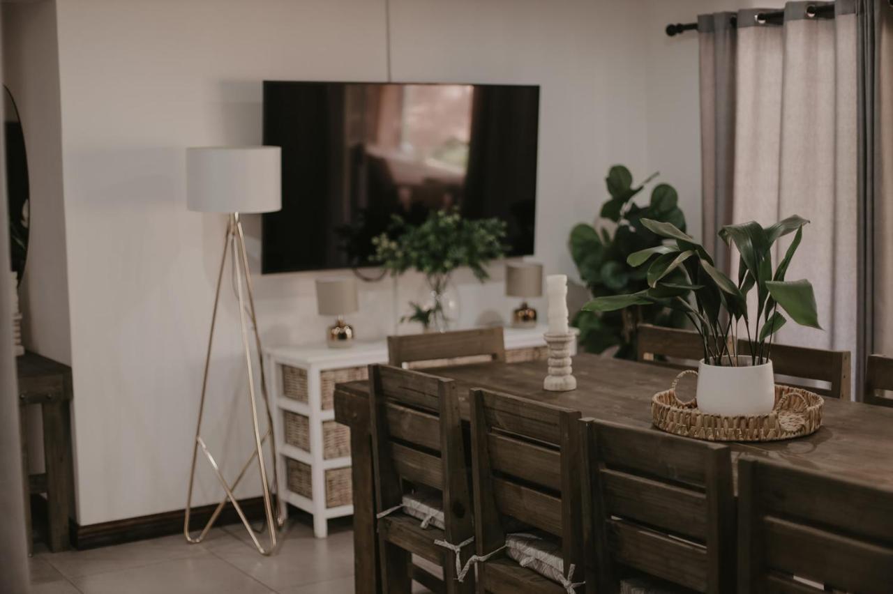 Villa Rose Guesthouse & Venue 블룸폰테인 외부 사진